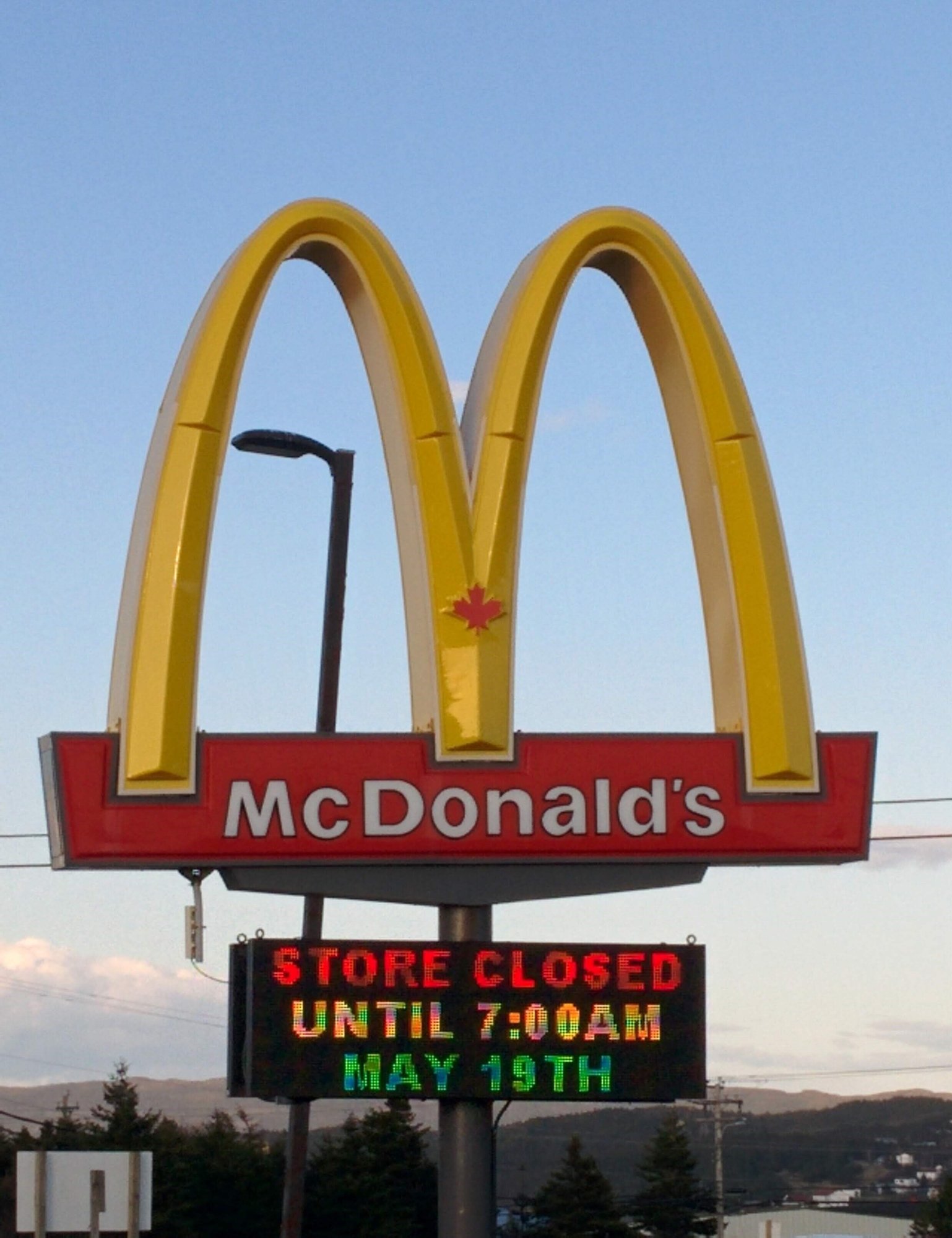 mcdonalds canada store closed
